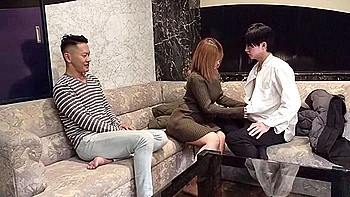 Japanese Amateur Threesome