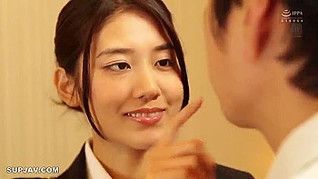 Married Secretary Having An Affair With Old-middle Boss On Trip U0r5e5mr