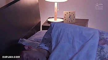 Grandpa, Dont Put It Inside! Cast(s): Urara Kanon (花音うらら)