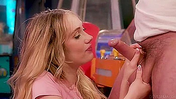 Ky Pierce Deepthroated By My Stepdaughter