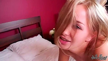 18-year-old Kasia Hot Erotic Video - Phil Flash