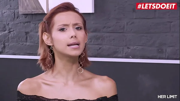 HER LIMIT - (Veronica Leal & Luca Ferrero) Awesome Anal Makes This Latina To Squirt Few Times