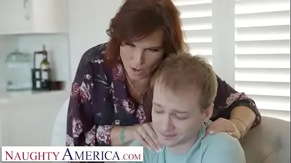 Naughty America - Hot MILF Syren De Mer loves cock