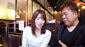 0000591 おもらし デカパイ 乳首舐め騎乗位などが含まれている