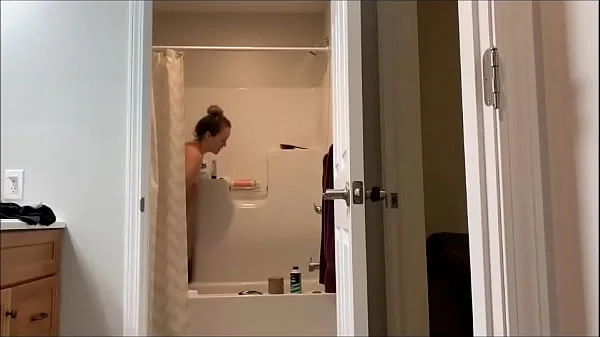 24 year old Allison's amazing ass in the shower