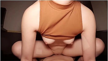 ネカフェてクチャ音響かせて声我慢セックス最後はハックて大量中出し