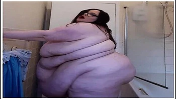 Ssbbw Sexy Fat Girl Strip Jiggle Belly