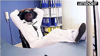 Milf Secretary Manu Magnum Dirty Fucking With Bbc Janitor