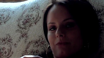 Kari Likes To Be Slow And Deliberate When She Plays With Her Pussy