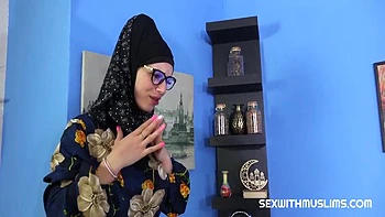 Sexy Hijab Slut Really Desires For A Hard Cock With Steve Q And Areta Ridera