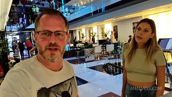 Rebecca Volpetti Hardcore Deep Anal Fuck By Tourist [Dry]