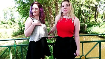 Endy, 32, enjoys himself with a special guest... - Jacquie et Michel TV