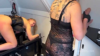 Stretching My Ass With My New Toys!