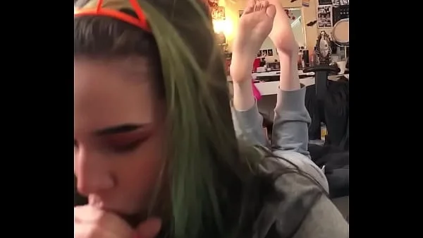 Amateur Alternative Teen Blowjob The Pose