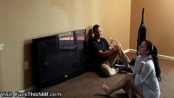 Curvy Latina Wife Cheats On Her Husband With The Cable Guy 2