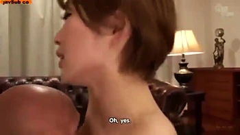 06168,A good woman is in full sex appeal!