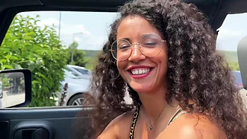 A sensually negotiated work stoppage - Jacquie et Michel TV