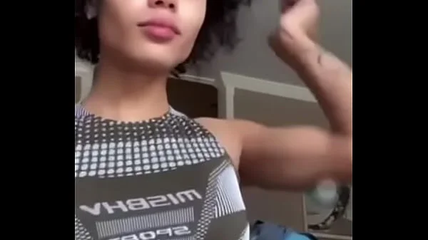 Coi Leray twerking