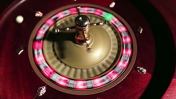 Amy consciously slips... - Jacquie et Michel TV