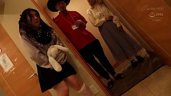 x2x758672964D98132956