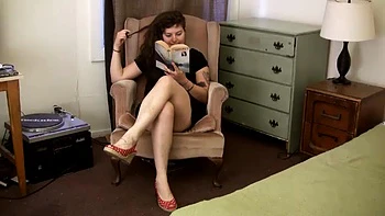 Hairy Esther gets off on the chair - WeAreHairy