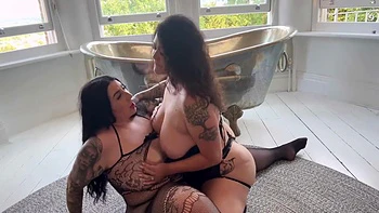English Pawg Vs Big Booty Latina With Dunken Hina