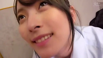 制服美女が乳首愛撫と四つん這いクンニでウットリ、スローピストンで感度高まる