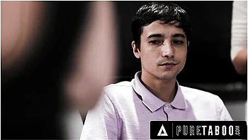 Big Ass Cheerleader Lets Her Teachers Weird Stepson Assfuck Her In Class With Sophia Burns, Penney Play And Ricky Spanish