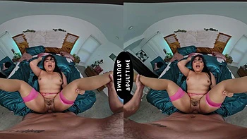 Summer Col, the hot latina, rides a big cock in vr