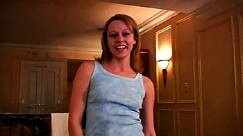 18plus redhead sucking off camera guy during the photoshoot