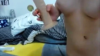 Lovely brunette enjoy her webcam show: Amateur, Babe  Masturbation Porn