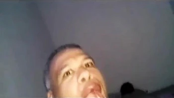 Hot big-tailed girlfriend moaning and cumming while giving her pussy and spit: Porn