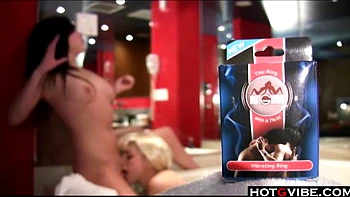 Hot lesbians finger each other in the bathtub: Blonde, Xnxx  Brunette Porn