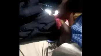 बस में चाची की चूत