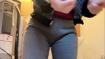 sweethanajapanese teen pissing on toilet - hairy pussy squirts water