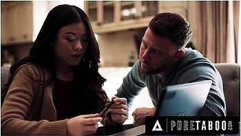 Small Town Girl Lulu Chu Gets Horny While Hearing Roommate Raw & Dirty With Slimthick Vic