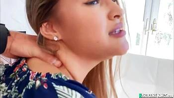 Sexy Babe Fucking At Outdoor Poolside