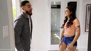 Sofie Reyez Gets a Babysitting Job