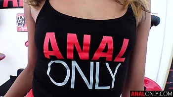 Anal Solely Slim Tanned Blond Kylie Le Beau Has Her Backdoor Filled With Cum