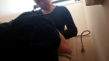 Japanese MILF Mayumi Kanzaki Solo Pee Fetish Toilet Pissing at Home