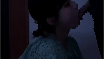 Female College Student Nutsblowjob Massage & Sperm Spilled From Mouth