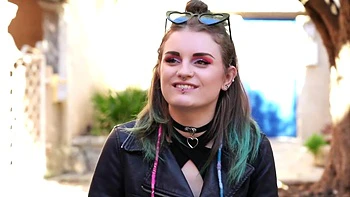 Anissa, 22, fucked by two guys at her request! - Jacquie et Michel TV