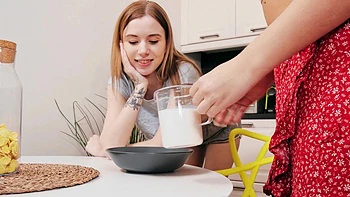 Skinny brunette Jessica uses a vibrator in lesbian sex