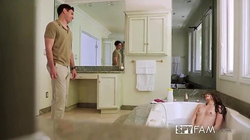 Smokin Sexy Stepsis Gets Caught Masturbating In The Tub & Bangs Her Stepbro