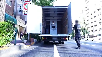 311-wguuhy-ouhsgy-poo-art