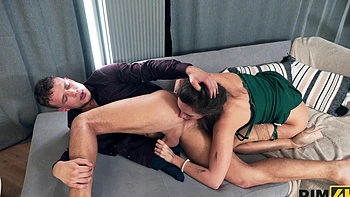 Brunette beauty Sakura Hell enjoys riding her boyfriend’s cock