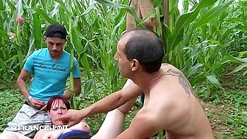 Full Redhead Bitch Analized Outdoor