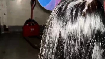 le jeu de se faire culbuter dans le fourgon