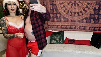 Irogenia Christmas Desperate Kinky Housewife - Bts 2nd Cam Angle