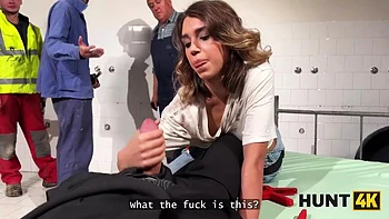 Teen 18+ Used Her Tight Pussy To Have Fun At Her Work Shift